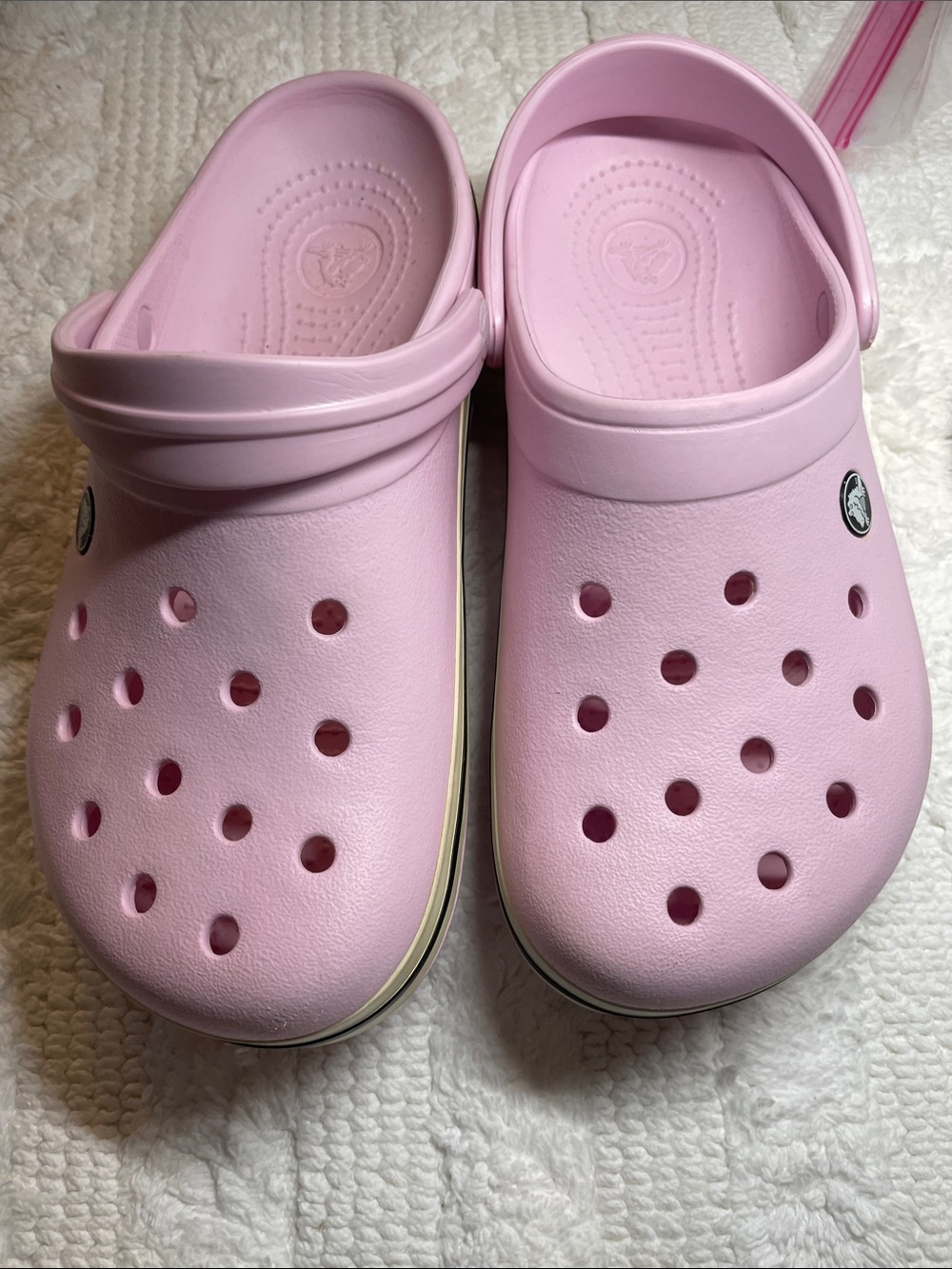 CROCS Classic Clog in Light Pink